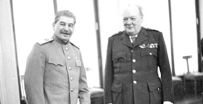 Иосиф Сталин и Уинстон Черчилль.
