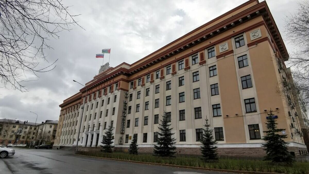     Власти Тюменской области планируют получить из федерального бюджета почти 2 млрд рублей за счет безвозмездных поступлений. На данный момент проект регионального бюджета на 2023 год проходит экспертизу и будет рассмотрен облдумой 24 ноября.