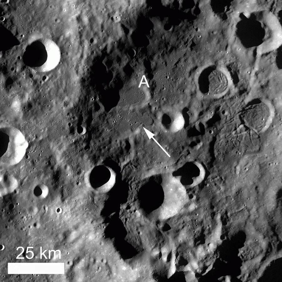 Нападение на лунный участок. LRO. Удар по Украине похожий на лунный кратер. Застывшая Комета в 2000.