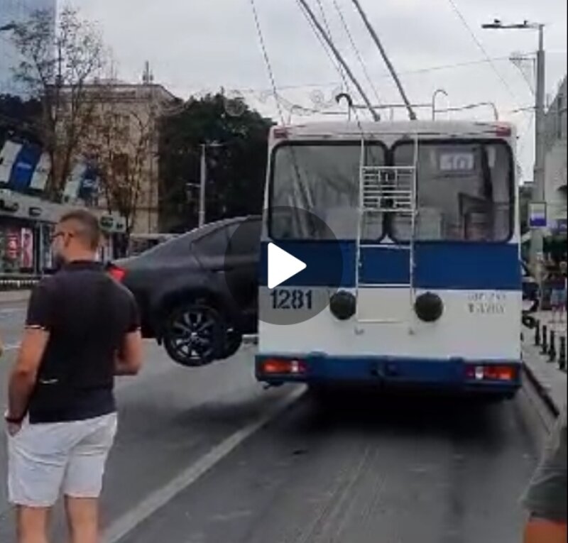 Кадр из видеоролика