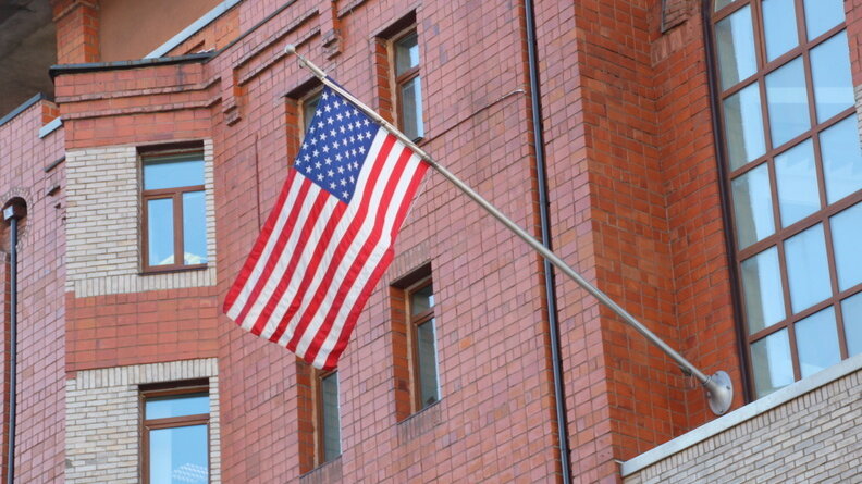     США не поощряют нанесение ударов со стороны Украины по России, в том числе Ростовской области, пишут СМИ.