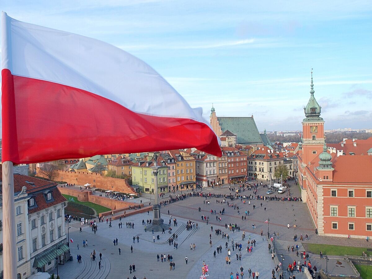    Замковая площадь в Варшаве © iStock.com / Janusz Bączyński