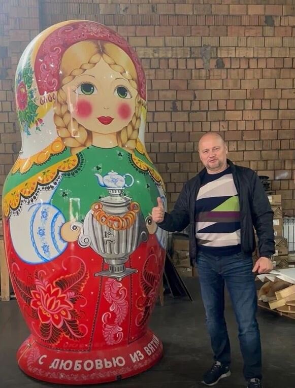 Высота Матрены - 3,06 метра, вес - 228 килограммов