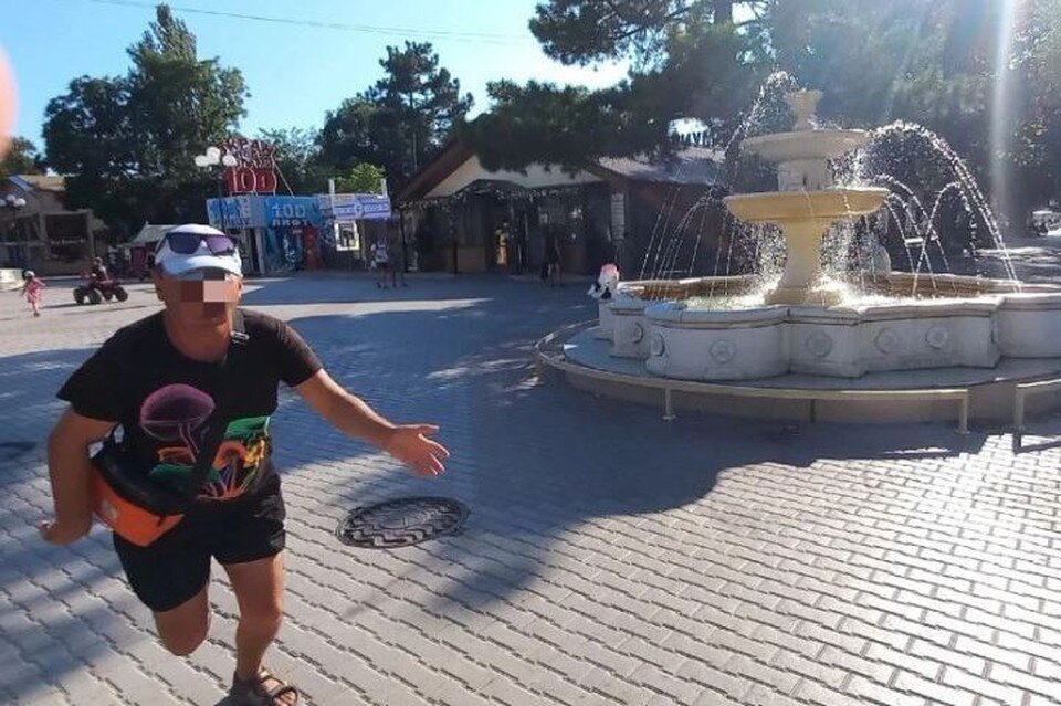    Торговец был в ярости из-за того, что женщина сфотографировала голубей бесплатно. Фото: соцсети