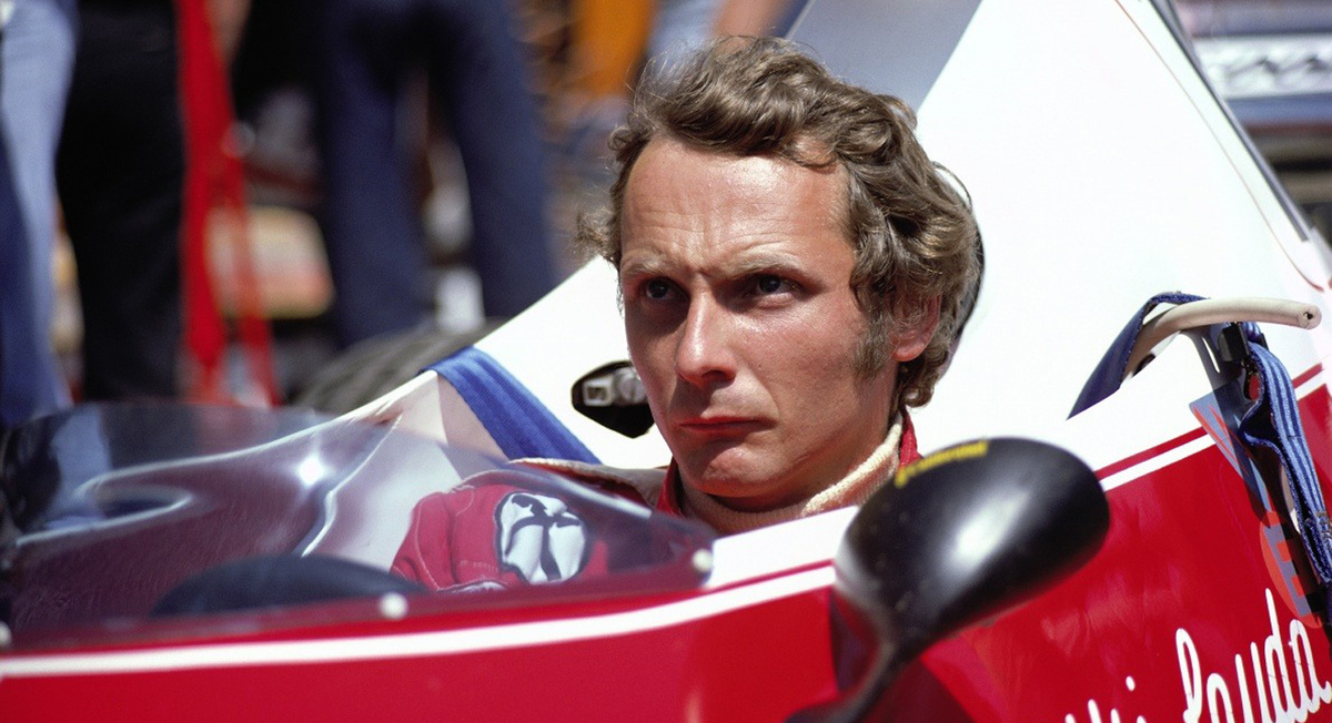                                                 Ники Лауда на гонке "Формула-1"