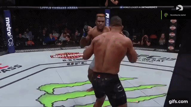 Фрэнсис Нгунну vs Алистар Оверим (тот самый нокаут 2017 года).