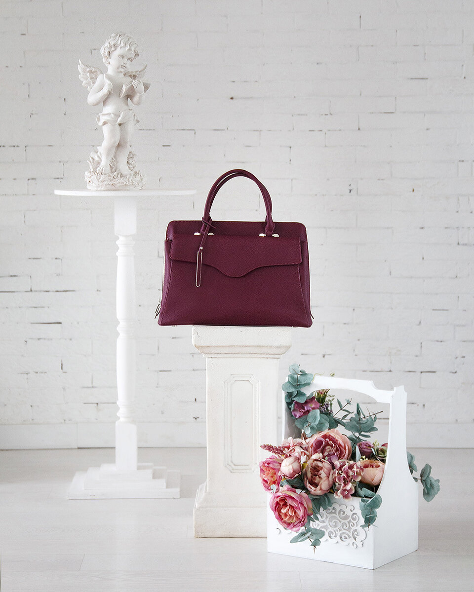 Бордовая женская сумка 