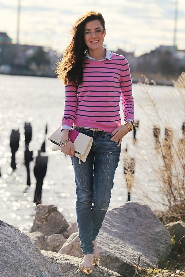 здесь устарело буквально всё.