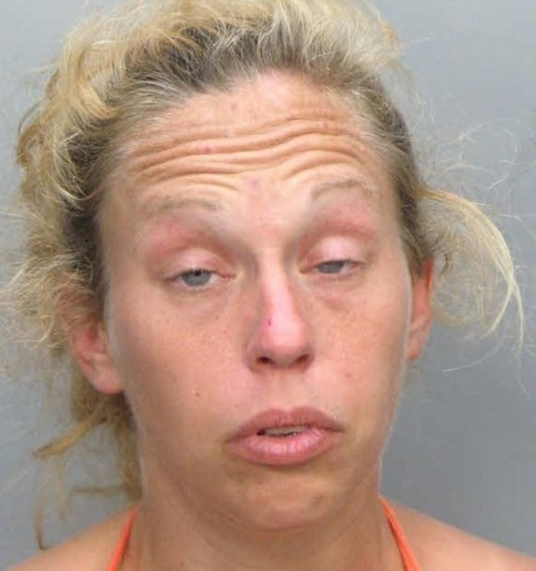 Фото с сайта Pikabu.ru               Может, одумается? Есть шанс?