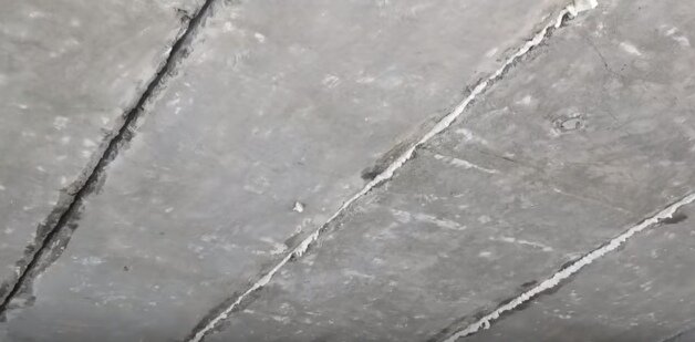 Зачем утеплять потолок в квартире на последнем этаже? | Теплый дом с ...