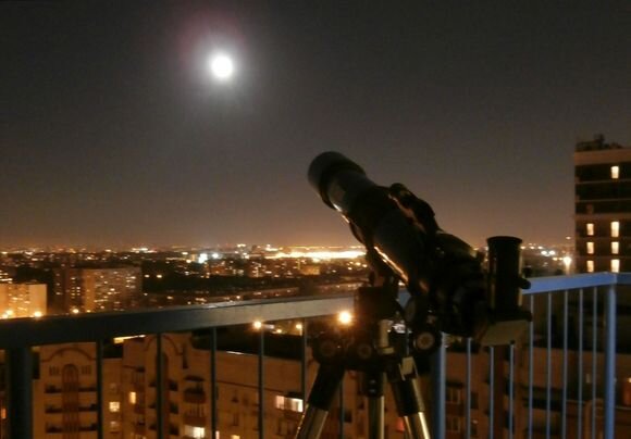 Телескоп на балконе.