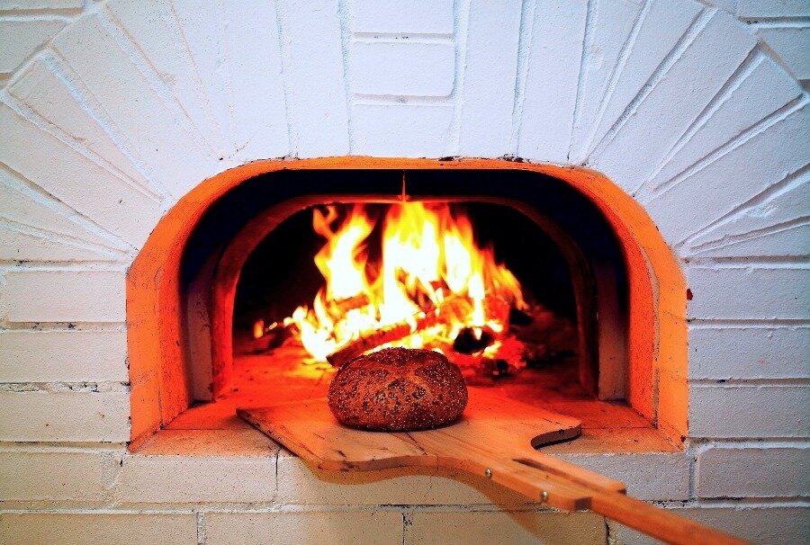 Как печь хлеб в дровяной печи - Rosso Forni
