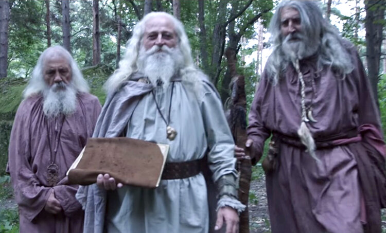 Три старца на острове. Картина три старца. Трое вас и трое нас господи помилуй нас. Три старца и лисичка. Притча о трёх старцах на острове.