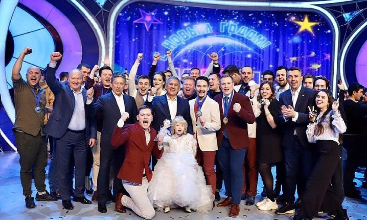 В центре ТОТ САМЫЙ Президент республики Татарстан