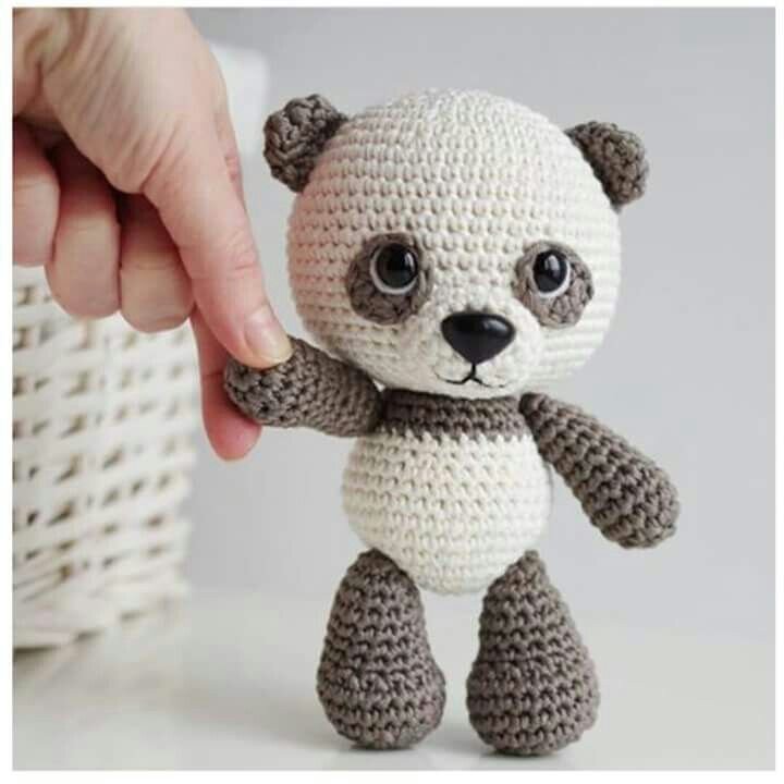 Амигуруми - Панда. Фото из открытого источника: Яндекс.Картинки