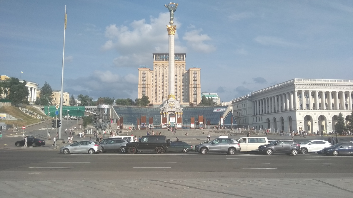 Площадь Независимости - центральная часть города