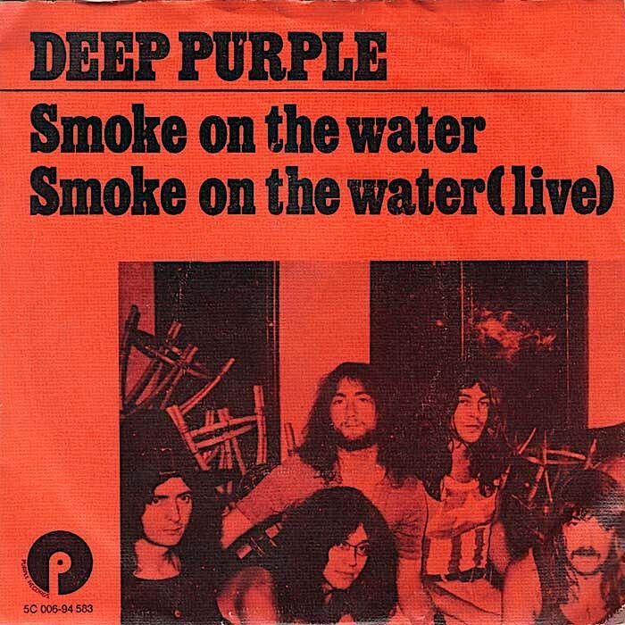 Deep purple call of the. Deep Purple Smoke on the Water. Deep Purple Smoke on the Water обложка. Дип перпл дым над водой. Deep Purple Smoke on the Water диск.