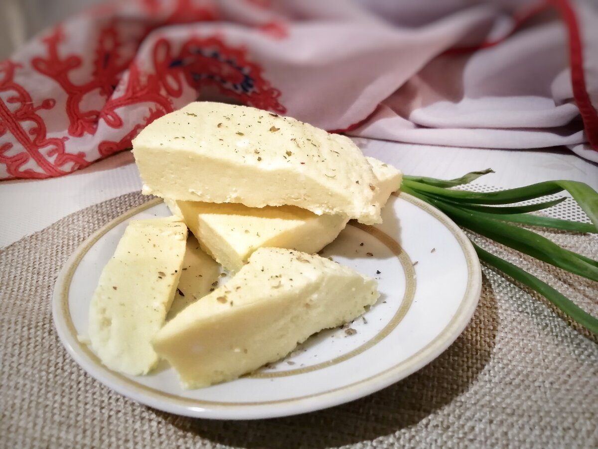 Простой рецепт домашнего сыра. Красивый домашний сыр. Очень вкусный домашний сыр.. Самый вкусный сыр. Крестьянский домашний сыр.