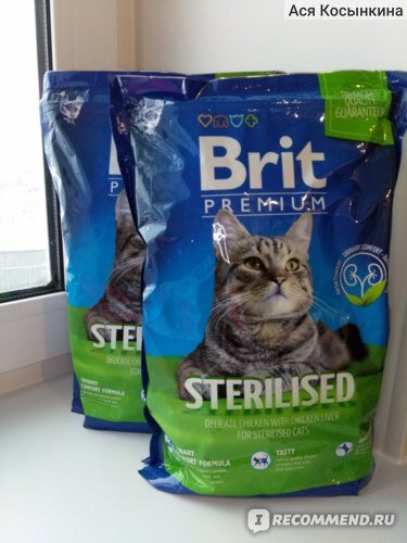 Корм для кошек Brit Premium Cat Sterilised - отзыв. Фото автора.