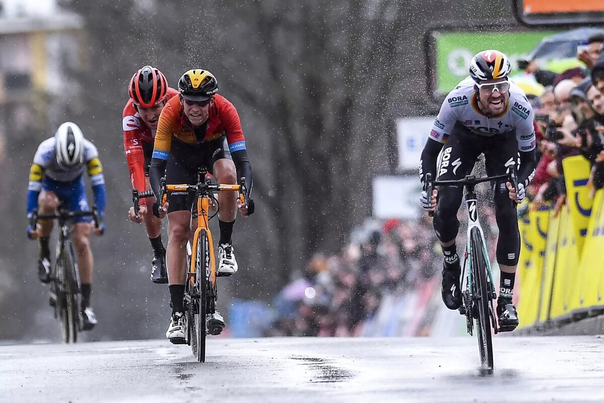 Максимилиан Шахманн