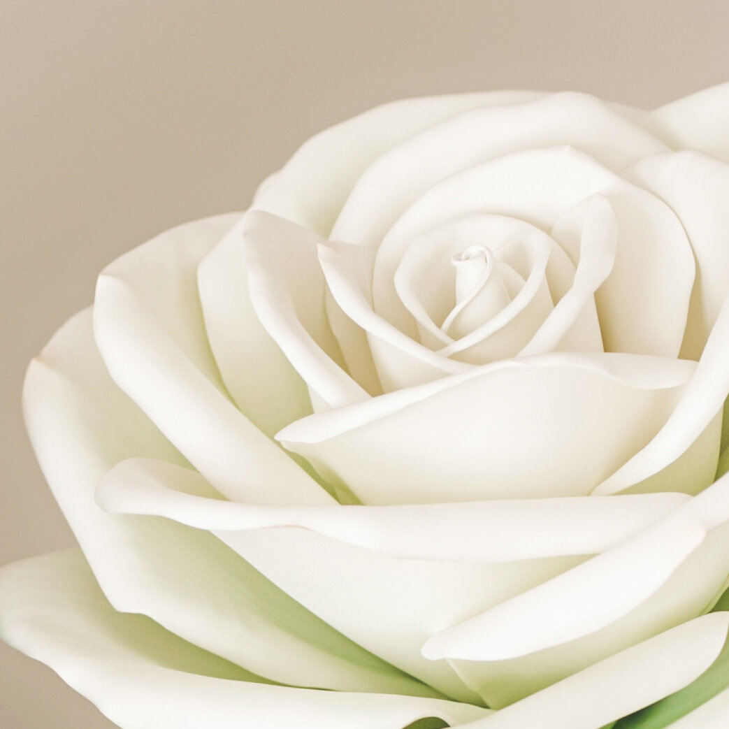 Роза из фоамирана 