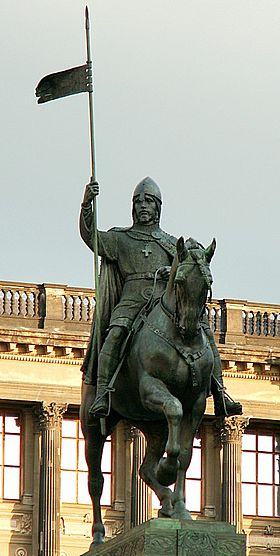 Вацлавская площадь в Праге. Узнаете?