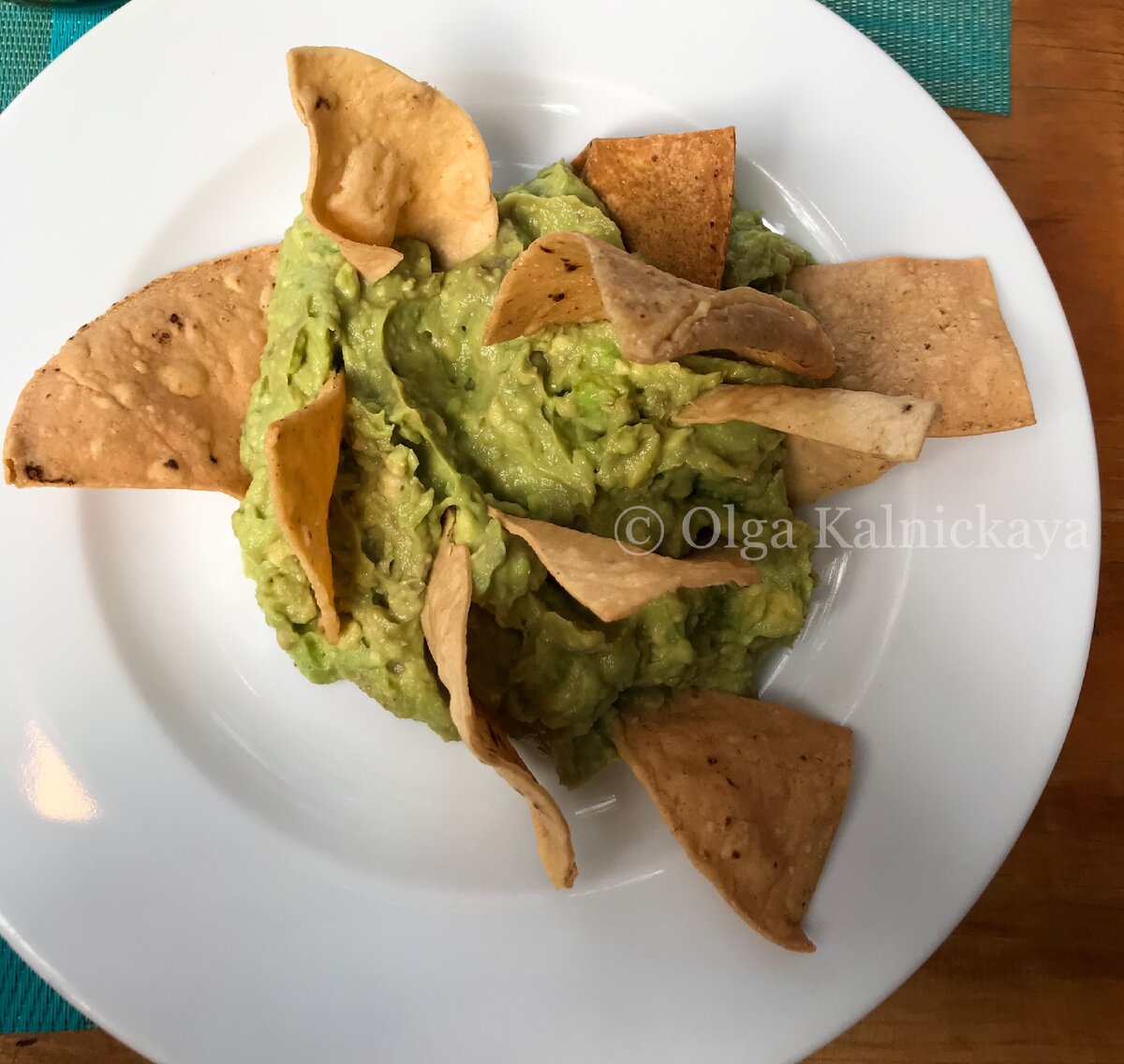 Гуакамоле с чипсами 🇲🇽😋.