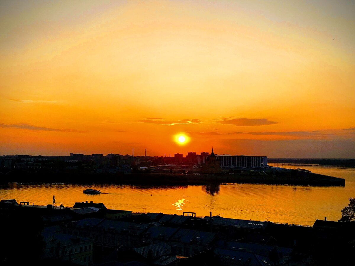 Вид на закат с Набережной Федоровского