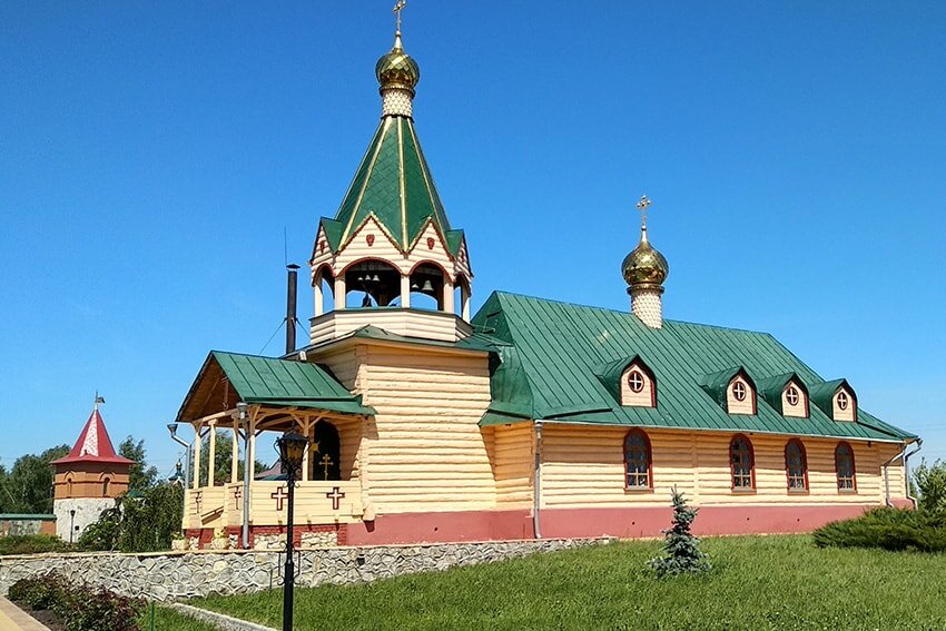 Михайловский женский монастырь. Михайловский женский монастырь на чёрной горе.