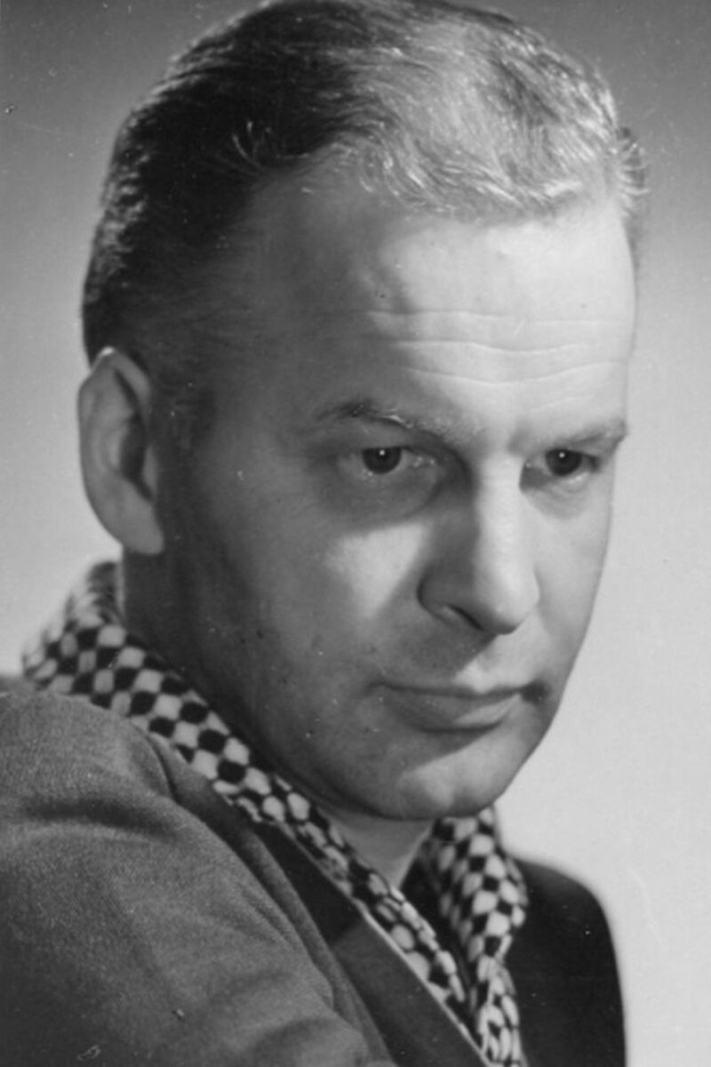 Станислав Ростоцкий