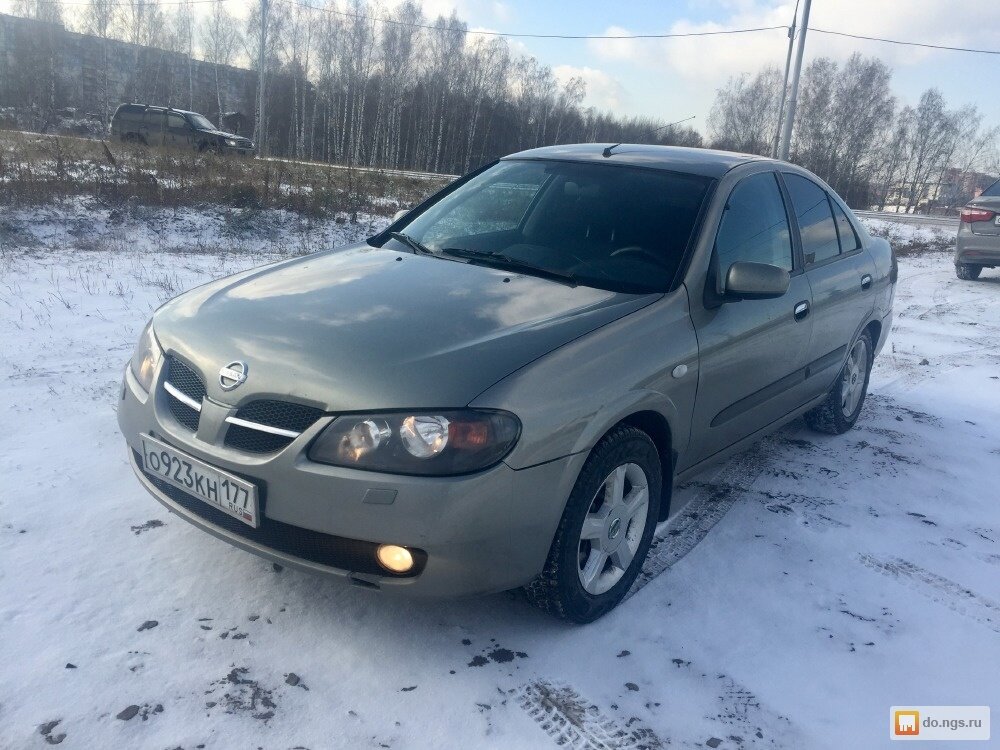 3 место • Nissan Almera (2000)- Автомобиль японской компании Nissan, выпускавшийся с 1995 года.  • Из минусов: жестковатая подвеска, шумоизоляция . • Средняя цена в РФ ≈ 130 т.р