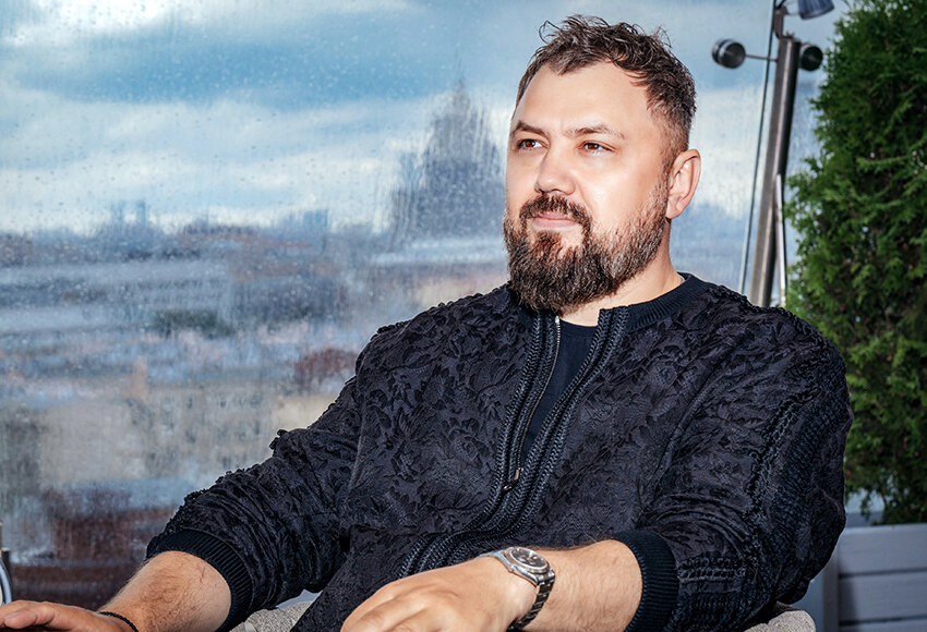 Автогонщик Алексей Голубев