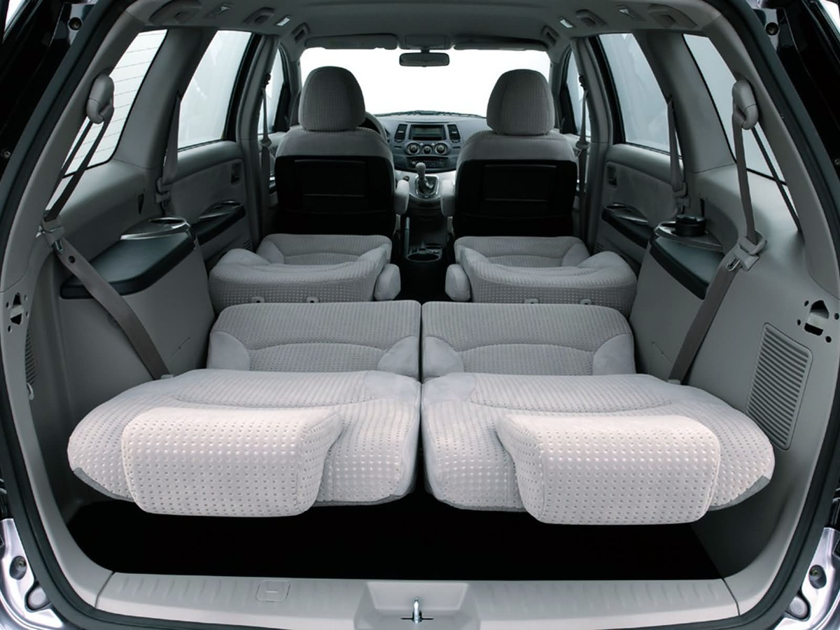 черт 7 мест. чери тиго 8 про. Mitsubishi outlander 2010 багажник. митсубиси грандис 6 местный. Chery b14.