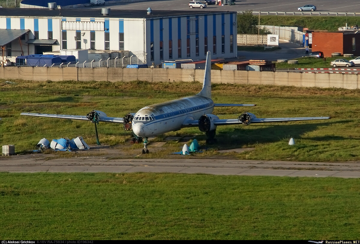 фото Aleksei Grichkov с сайта russianplanes.net