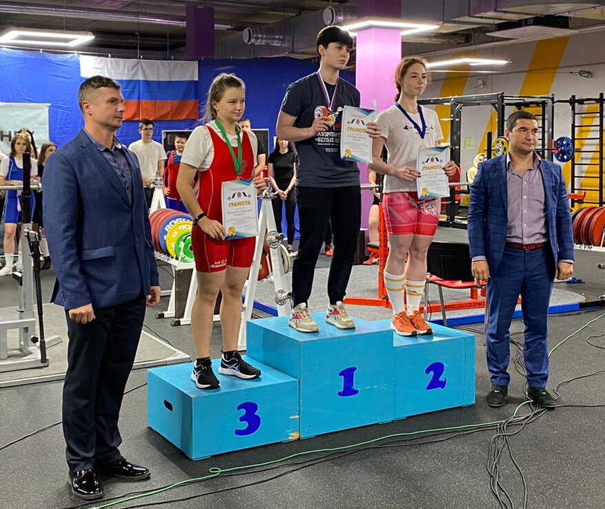 Сергеева Диана, Шленская Полина и Иванова Светлана