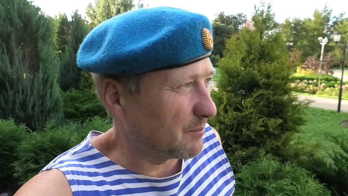 Александр Елизарэ.  Через несколько часов меня арестовали, но я пока этого не знаю. Фото автора.