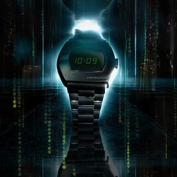 За основу были взяты часы модели Hamilton Pulsar