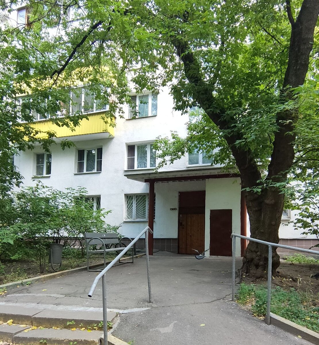 Дом на ул. Авиационная в Москве, где мы продавали 2х комнатную квартиру