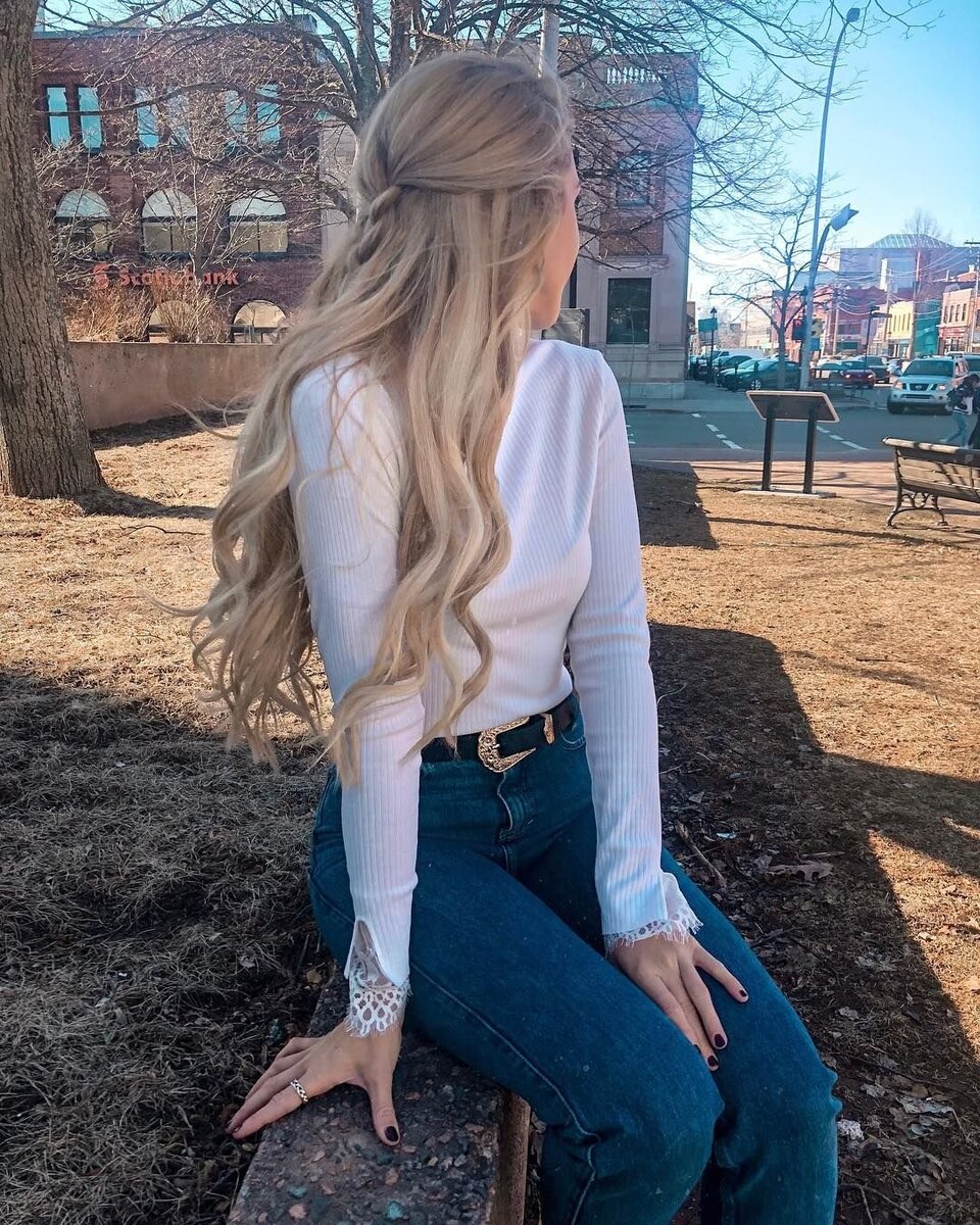 Она мечтала стать моделью, у неё были прекрасные данные для этого.