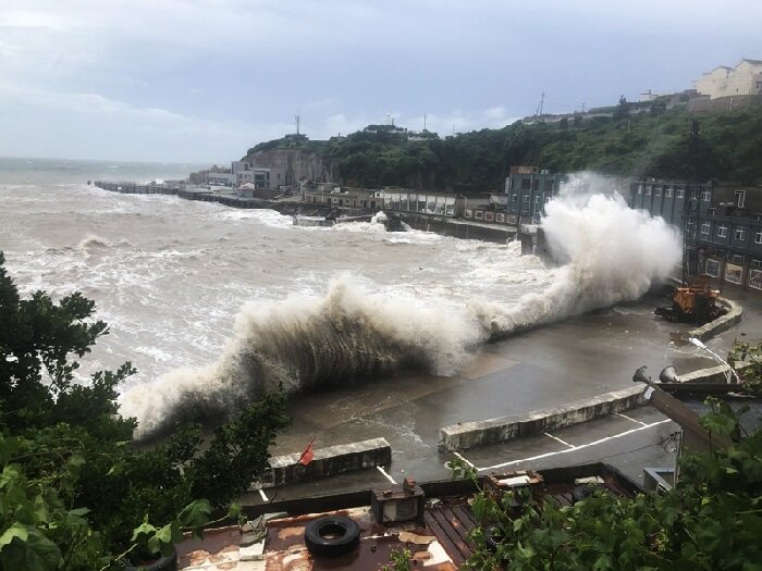 Фото Тайфун. 