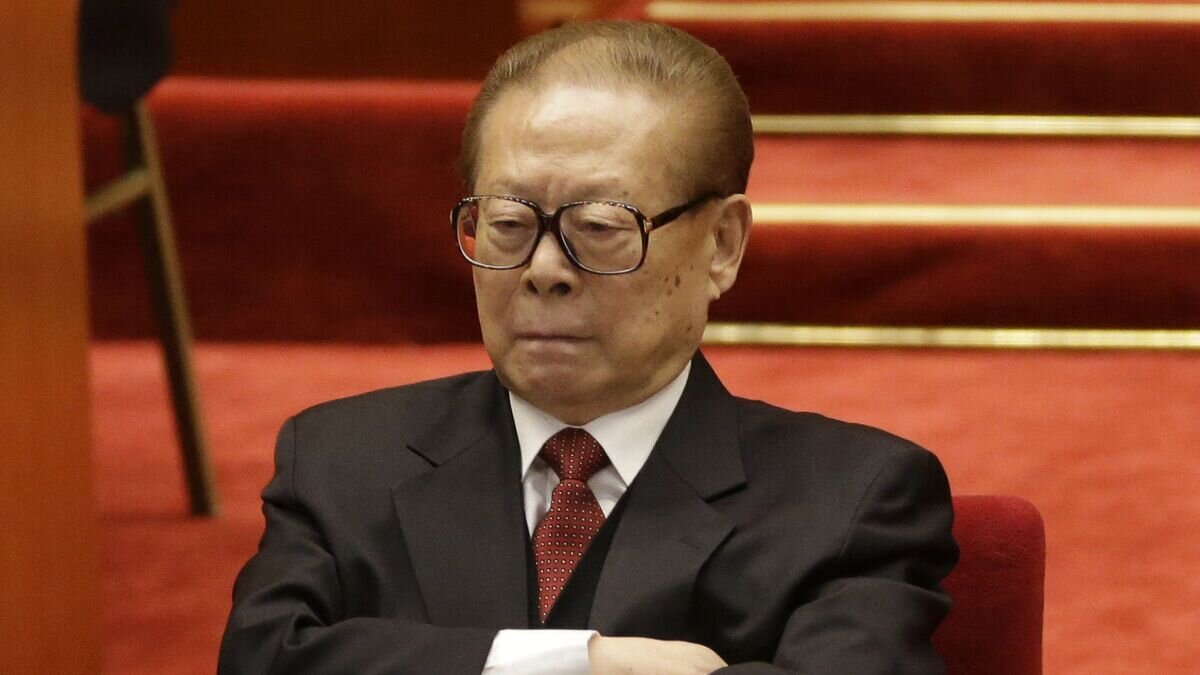    Экс-председатель КНР Цзян Цзэминь© AP Photo / Lee Jin-man