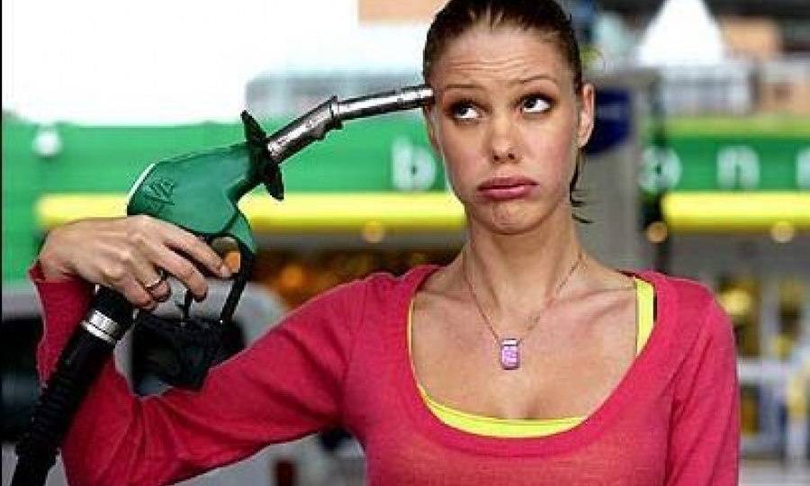 Королева бензоколонки