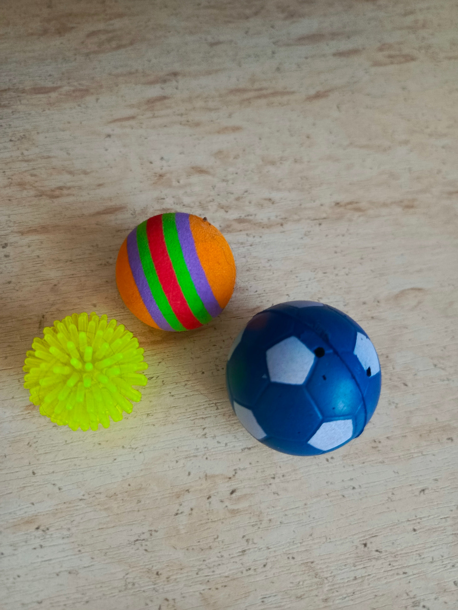 Кузины мячики