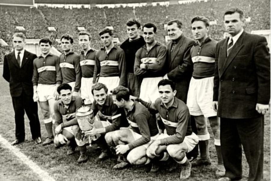 Первая российская футбольная команда 1897. Первая российская футбольная команда 1897 год. Футбол в начале 20 века. В тярлево, спортивный кружок. Вилли гроувз футболист.