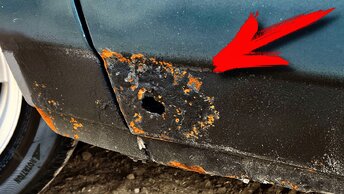 Ремонт сквозной коррозии на дверях авто