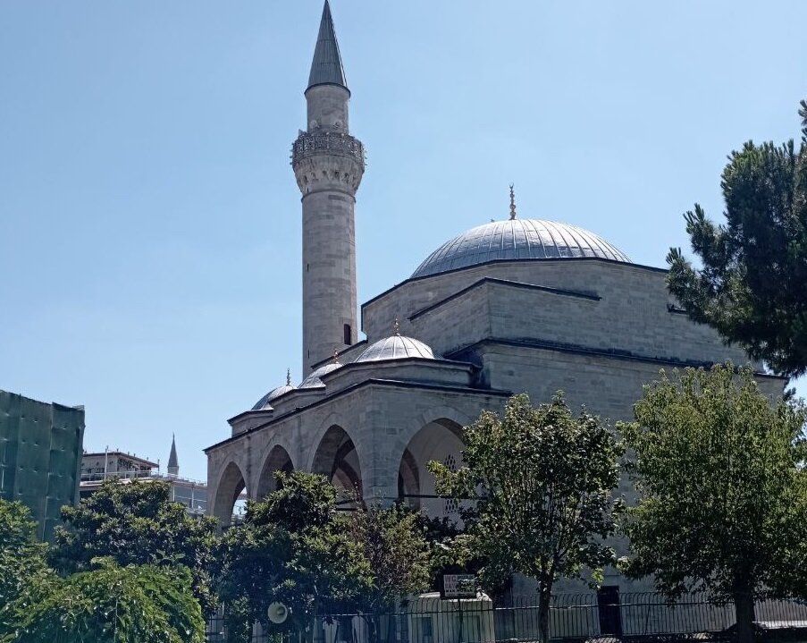 Сурат муаллифи: Комила Носирова