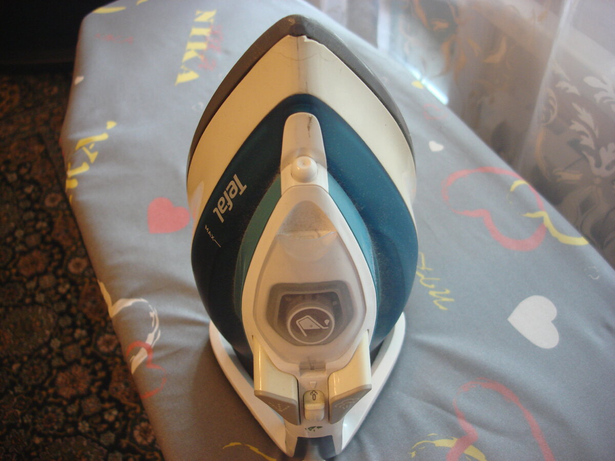 Фото сделано автором (утюг)