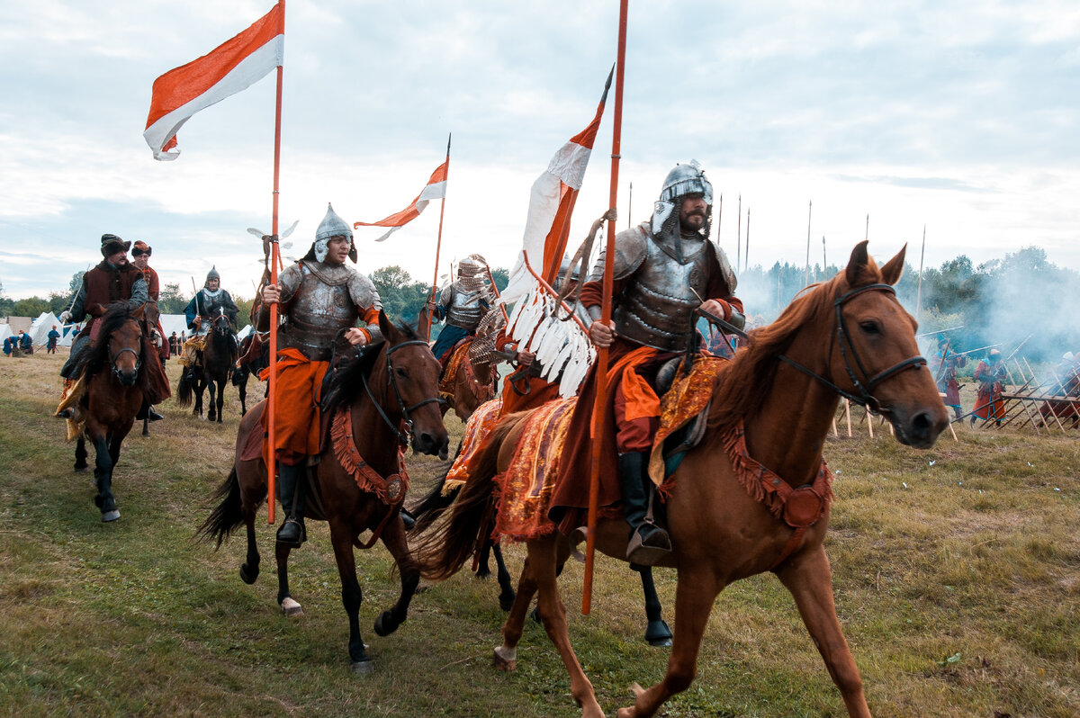 Польская русь. Поляки 1612. Польская шляхта 1612. Польские интервенты 1612 крылатые гусары. Войско Поляков 1612 год.