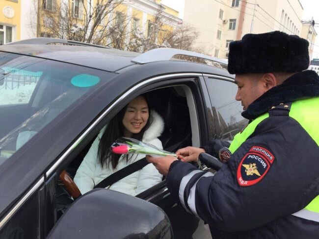 Изображение:  https://car.ru/news/automobili/49607-5-tipov-voditeley-kotoryih-gaishniki-vsegda-proschayut-i-otpuskayut