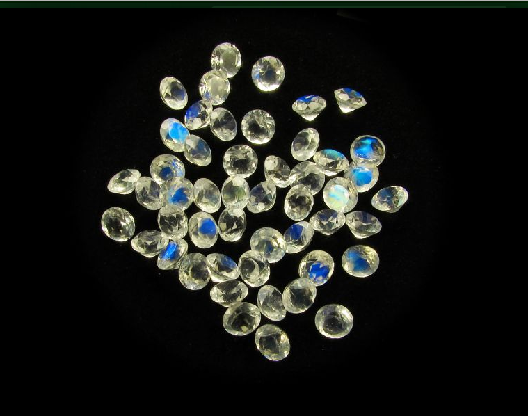 Фото взяты с сайта http://www.redkiekamni.ru с демонстрационной целью